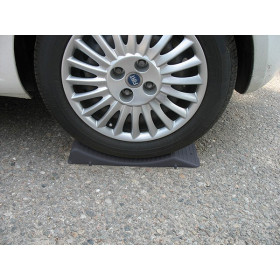 Wheel Saver FIAMMA - cale de stationnement anti-ovalisation de roue de camping-car & caravane