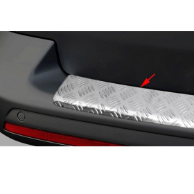 Protection seuil de coffre aluminium VW T6 OMAC - accessoire carrosserie fourgon aménagé