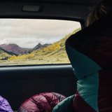 Dormir dans sa voiture : Les 5 équipements indispensables pour une nuit confortable